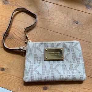 Small Michael Kors Wristlet
